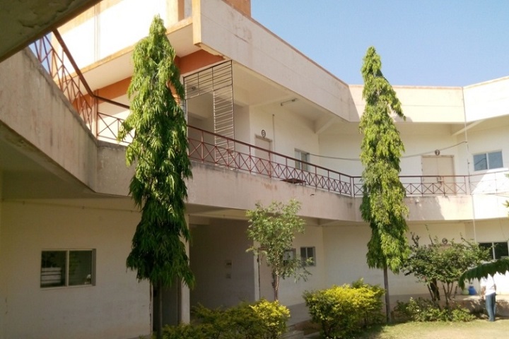 https://cache.careers360.mobi/media/colleges/social-media/media-gallery/30642/2020/9/2/Internal view of Government First Grade College Malavalli_Campus-view.jpg
